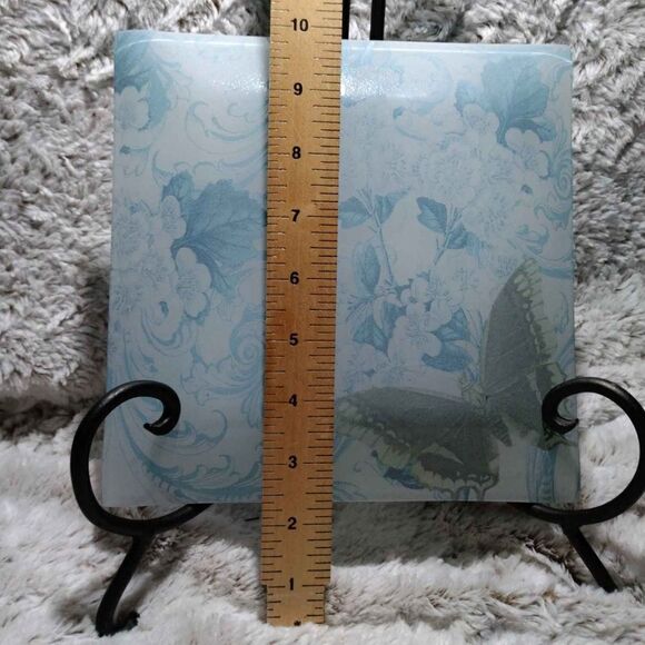 Square butterfly print glass serving/decorative plate. - Picture 2 of 3